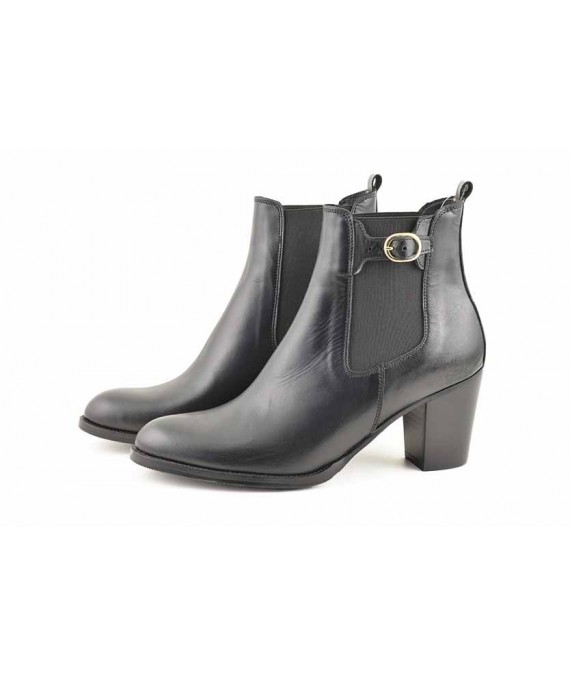 ELASTIC AND BUCKLE ANKLE BOOTS
